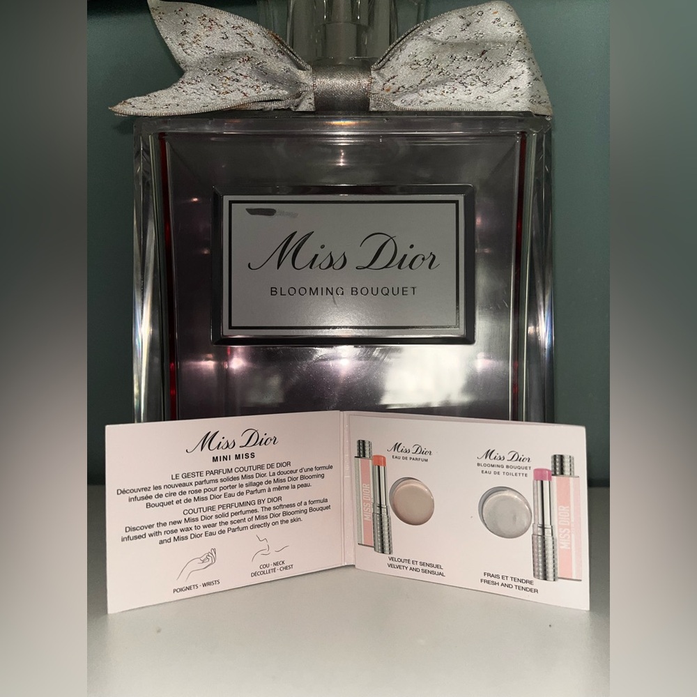 Miss Dior Mini Miss Solid Perfume Sample of Eau de Parfum and Blooming Bouquet. - Picture 3 of 6